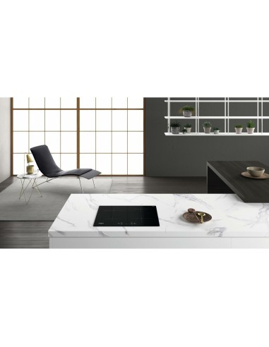 Plaque à Induction Whirlpool Corporation